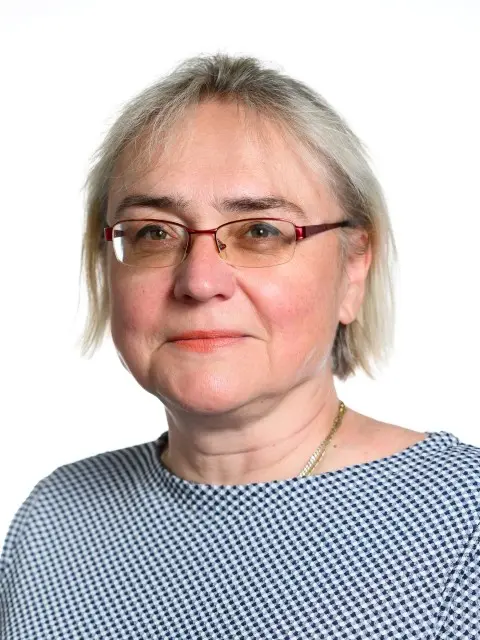 Mgr. Gabriela Tramplerová